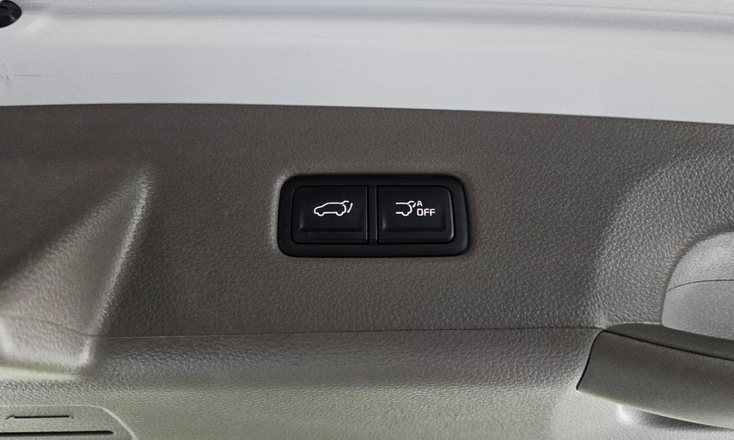 Kia Carnival 9-Seater Noblesse, 2023
