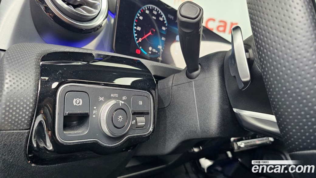 Mercedes-Benz CLA-Class CLA250 4MATIC, 2023