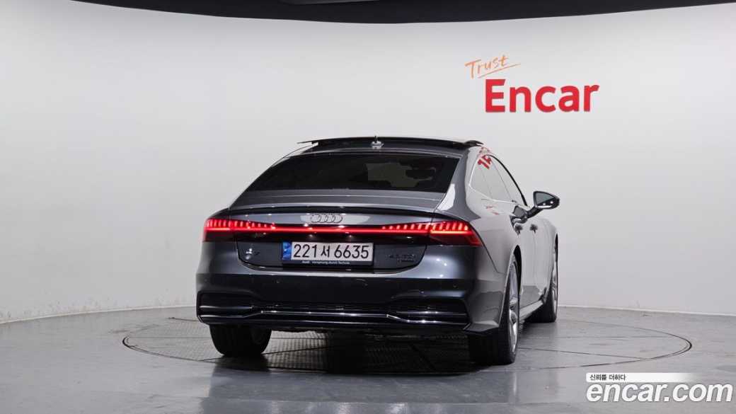 Audi A7 45 TDI Quattro Premium, 2022