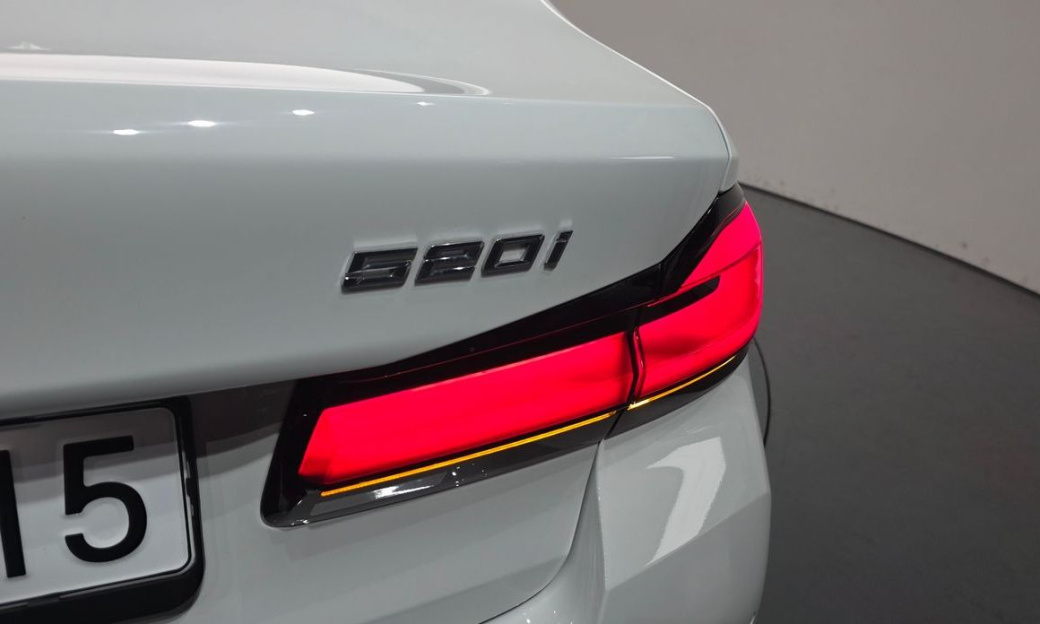 BMW 5-Series 520i M Sport, 2023