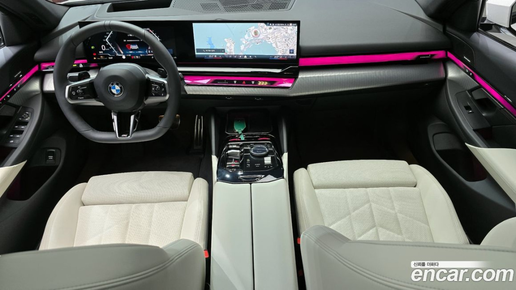 BMW 5-Series 520i M Sport, 2025