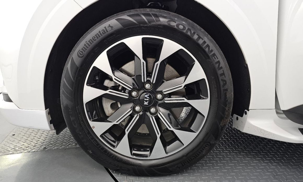 Kia Carnival 9-Seater Hi-Limousine(Special Vehicle), 2021