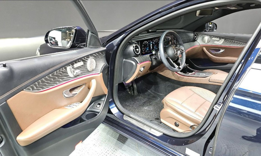 Mercedes-Benz E-Class E350 4MATIC Avantgarde, 2022