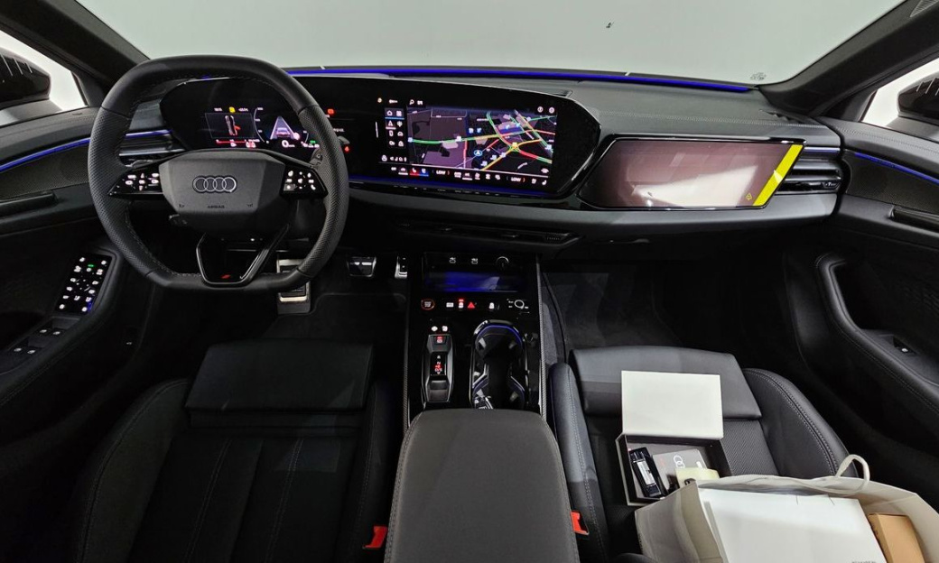 Audi A5 40 TFSI Quattro S Line Black Edition, 2025