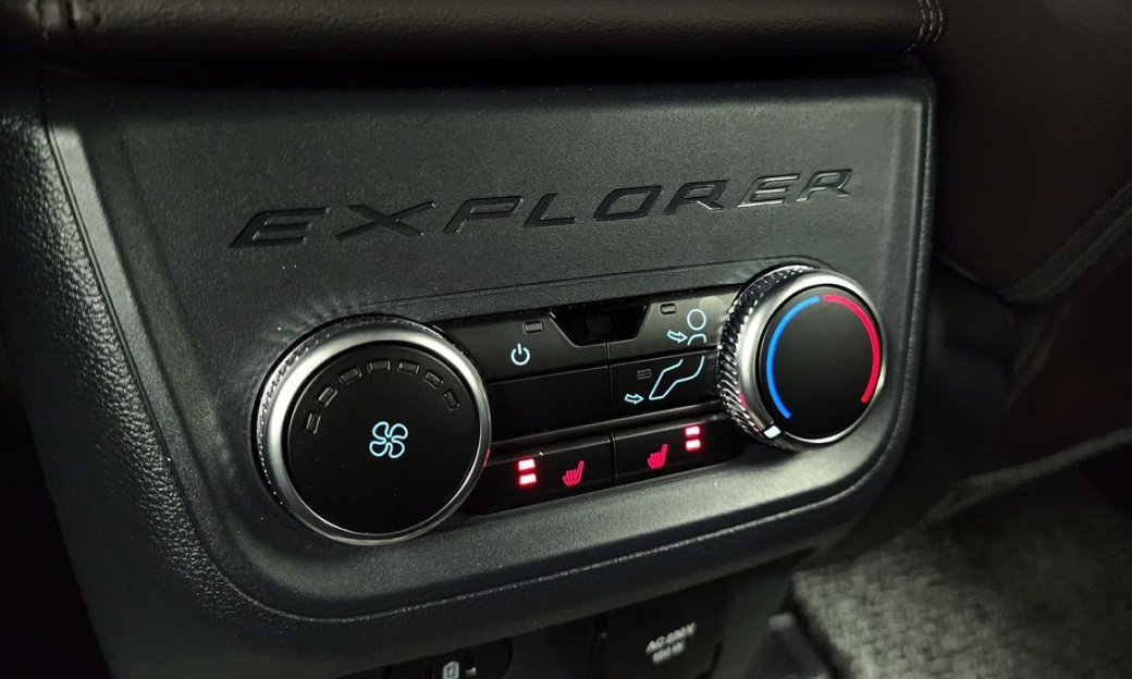 Ford Explorer 2.3 Platinum 4WD, 2025