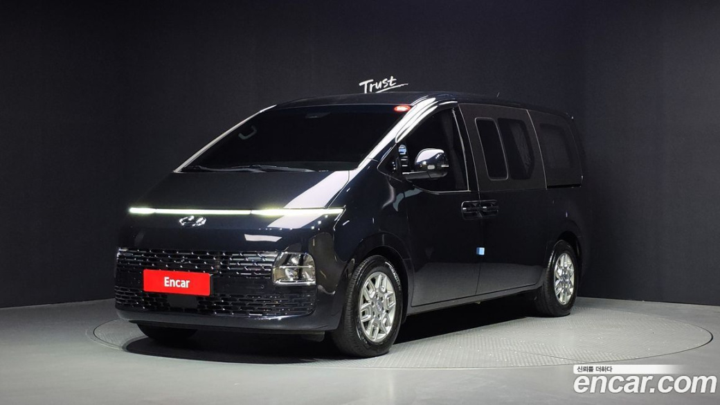 Hyundai Staria 2WD Camping Car, 2024