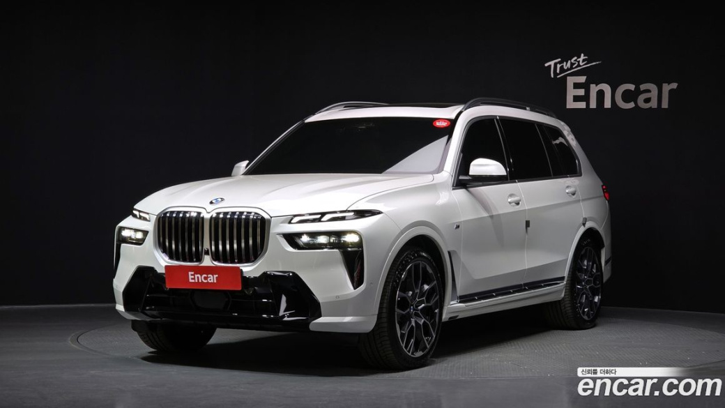 BMW X7 xDrive 40i M Sport 6STR, 2025