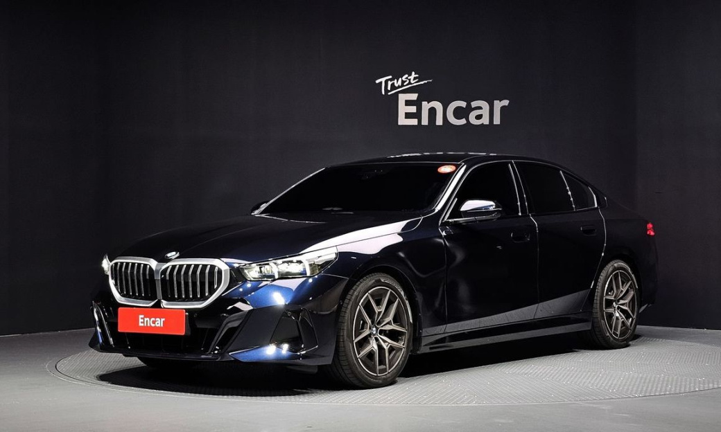 BMW 5-Series 520i M Sport, 2026