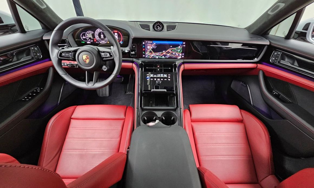 Porsche Panamera 4.0 GTS, 2025