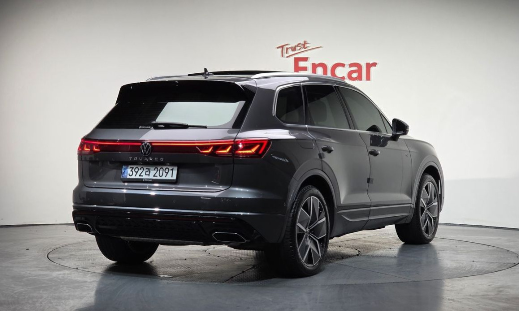 Volkswagen Touareg 3.0 TDI R-Line, 2024