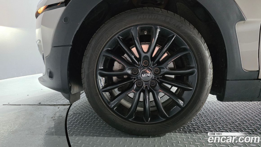 Mini Clubman Classic, 2024