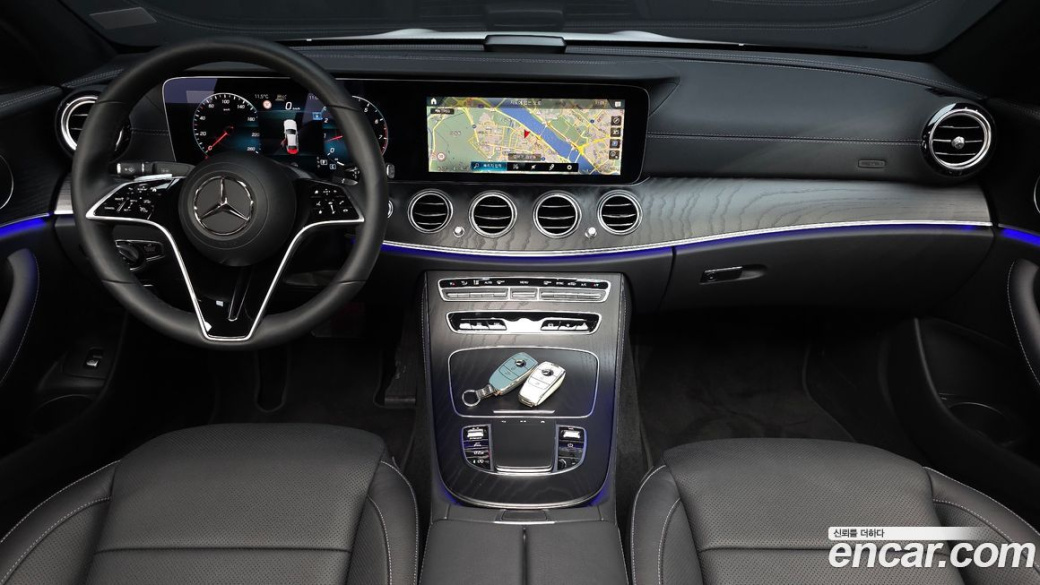Mercedes-Benz E-Class E250 AMG Line, 2023