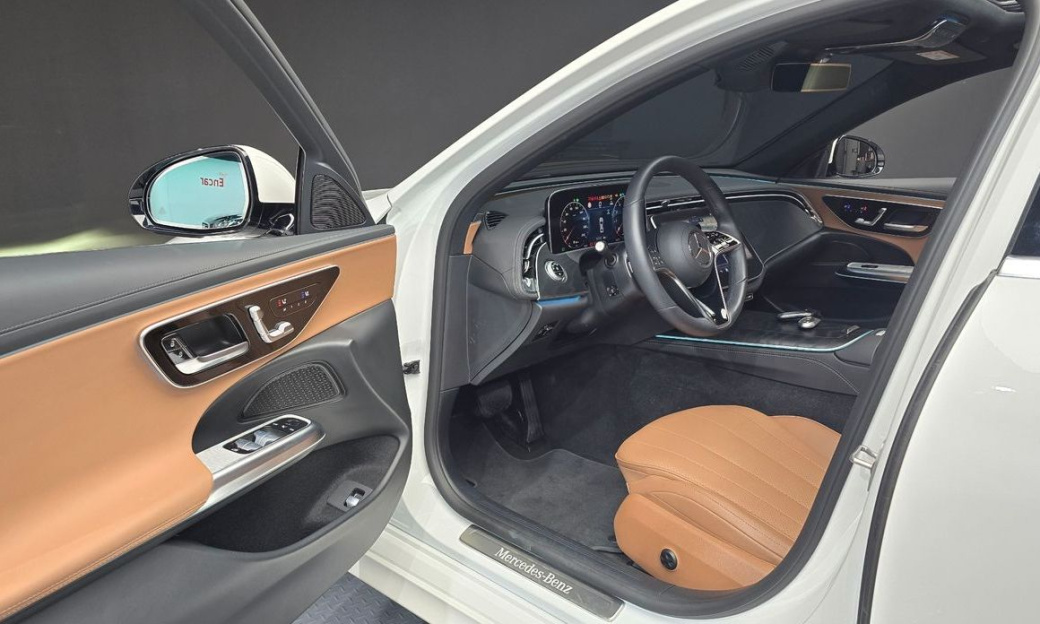 Mercedes-Benz E-Class E200 Avantgarde, 2024