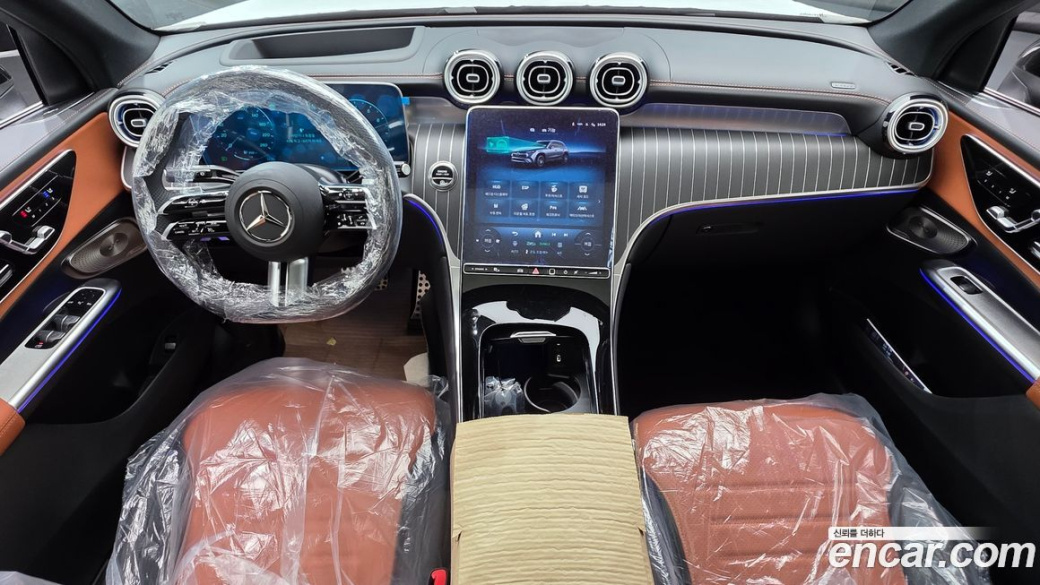 Mercedes-Benz GLC-Class GLC300 4MATIC AMG Line, 2026