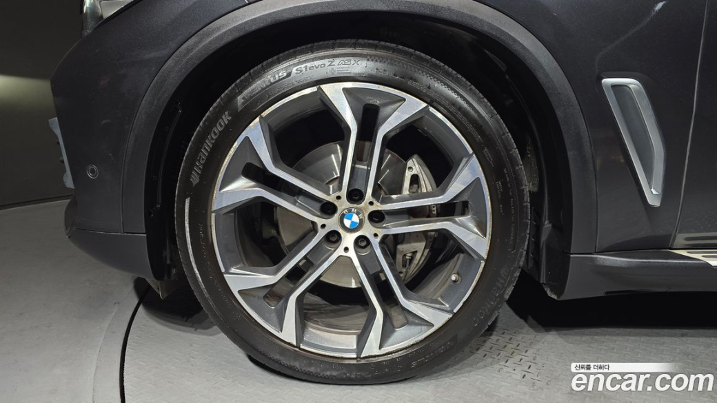 BMW X5 xDrive 30d xLine, 2022