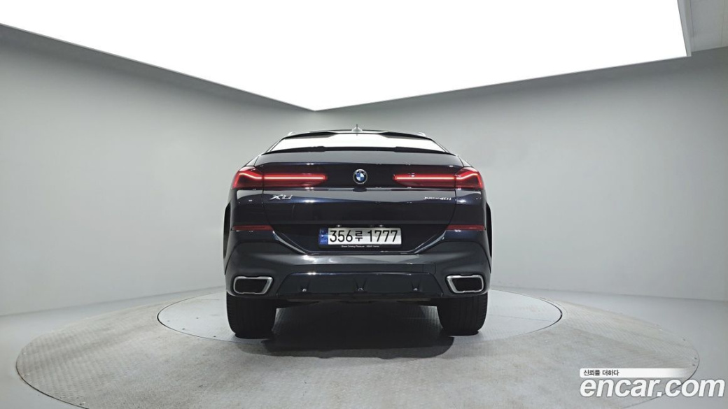 BMW X6 xDrive40i M Sport, 2022