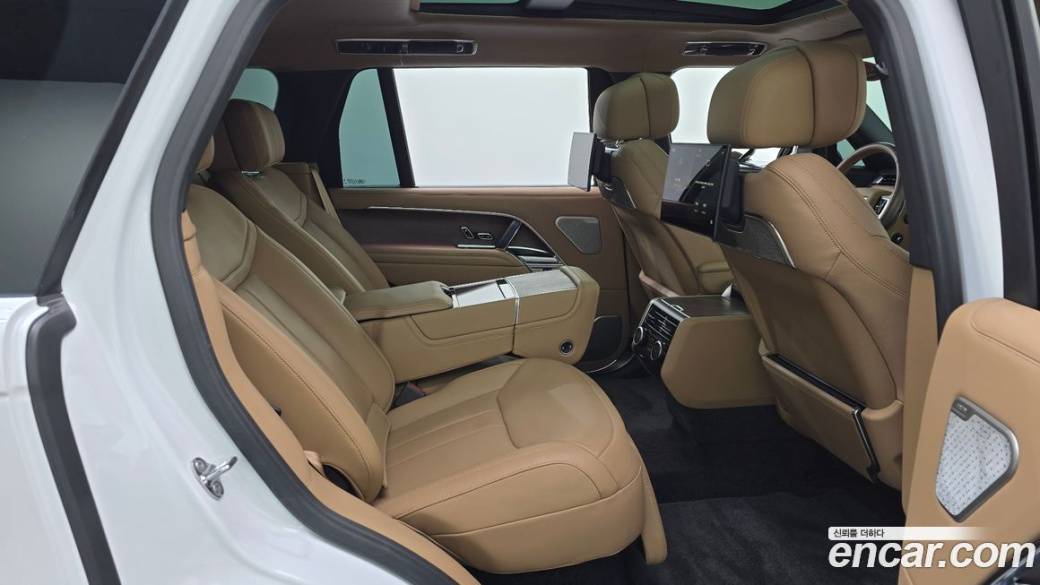 Land Rover Range Rover P530 Autobiography Long Wheel Base, 2024