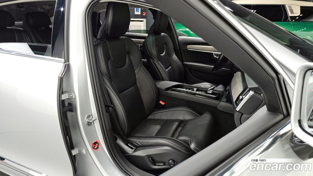 Volvo S90 B6 AWD Inscription, 2022