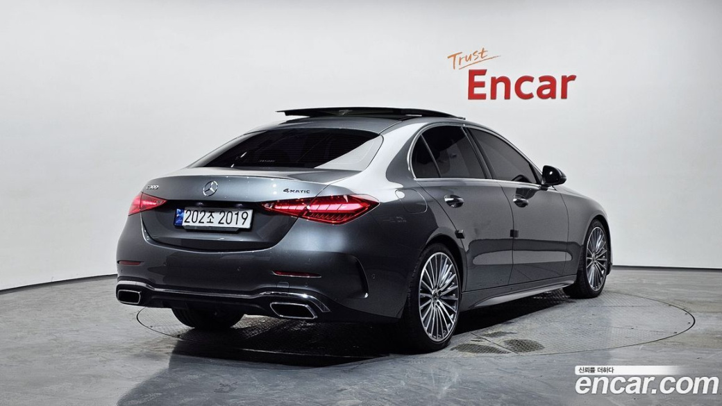 Mercedes-Benz C-Class C300 4MATIC AMG Line, 2023