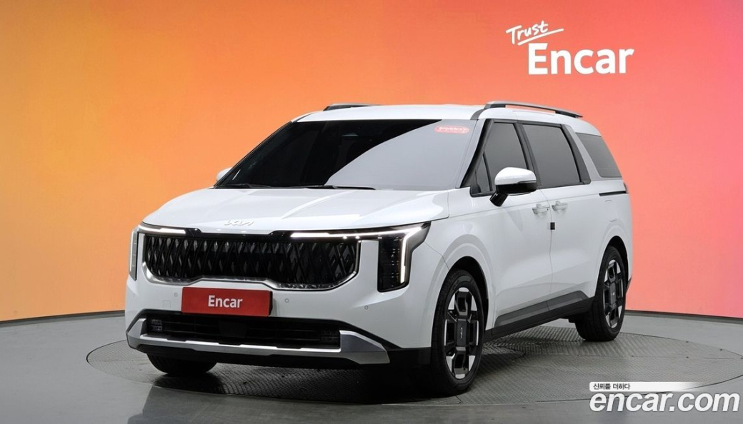 Kia Carnival 9-Seater Prestige, 2024