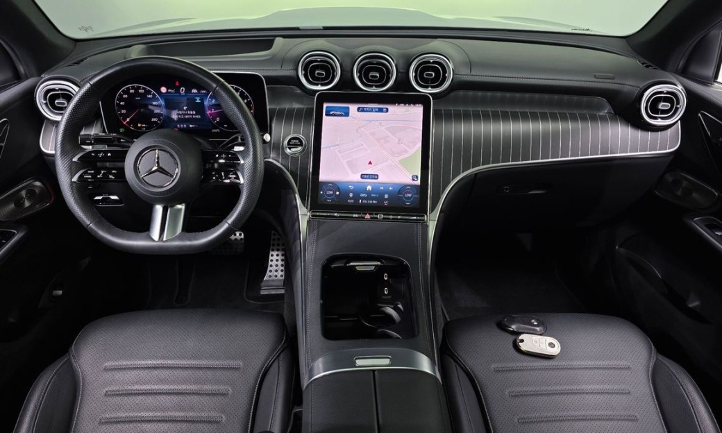 Mercedes-Benz GLC-Class GLC300 4MATIC Coupe, 2025