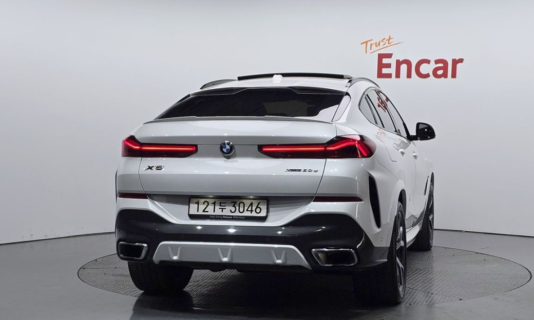 BMW X6 xDrive30d M Sport, 2024