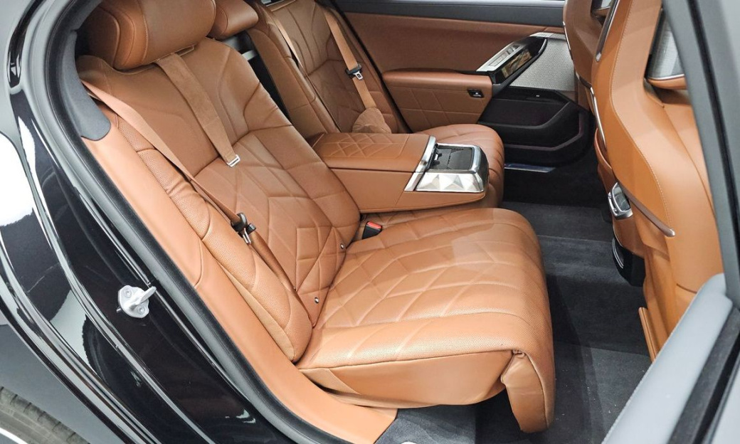 BMW 7-Series 740i xDrive M Sport, 2024