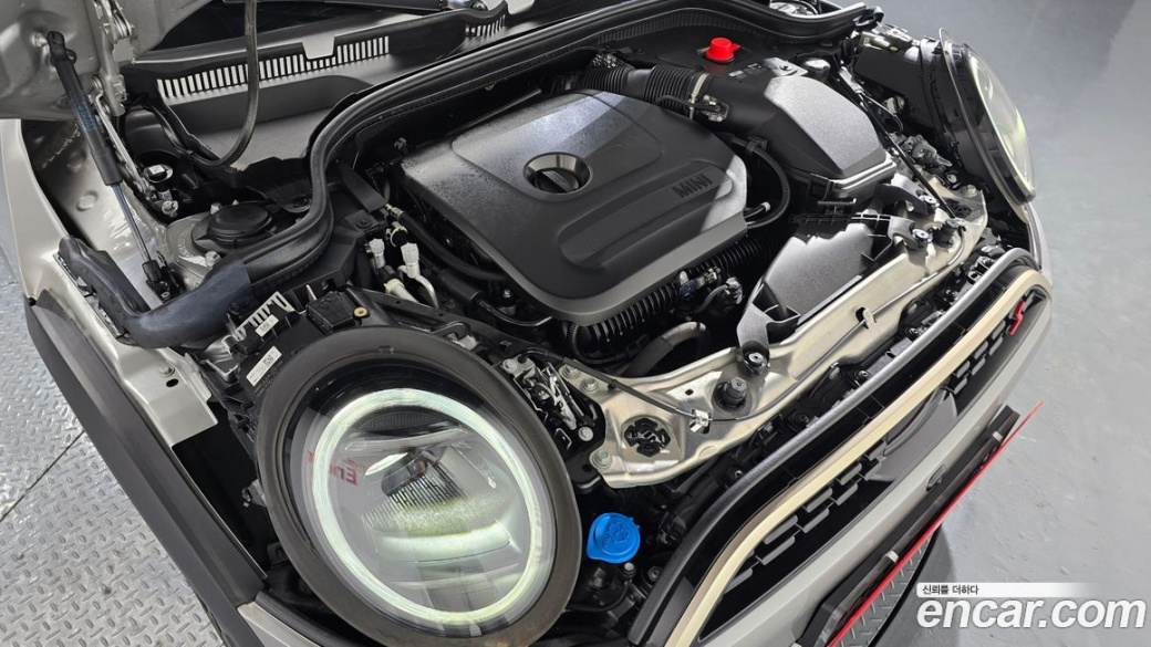 Mini Cooper Favoured, 2025