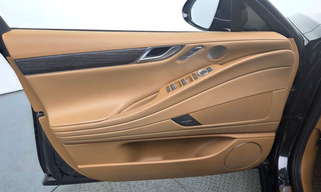 Genesis G80 Gasoline 2.5 Turbo 2WD, 2025
