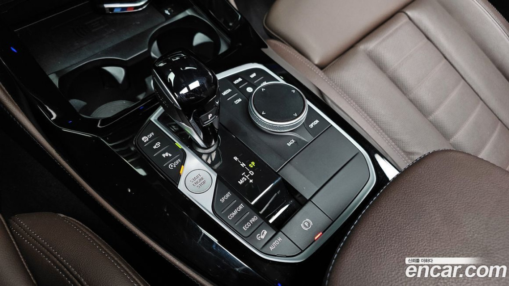 BMW X4 xDrive M40i, 2025