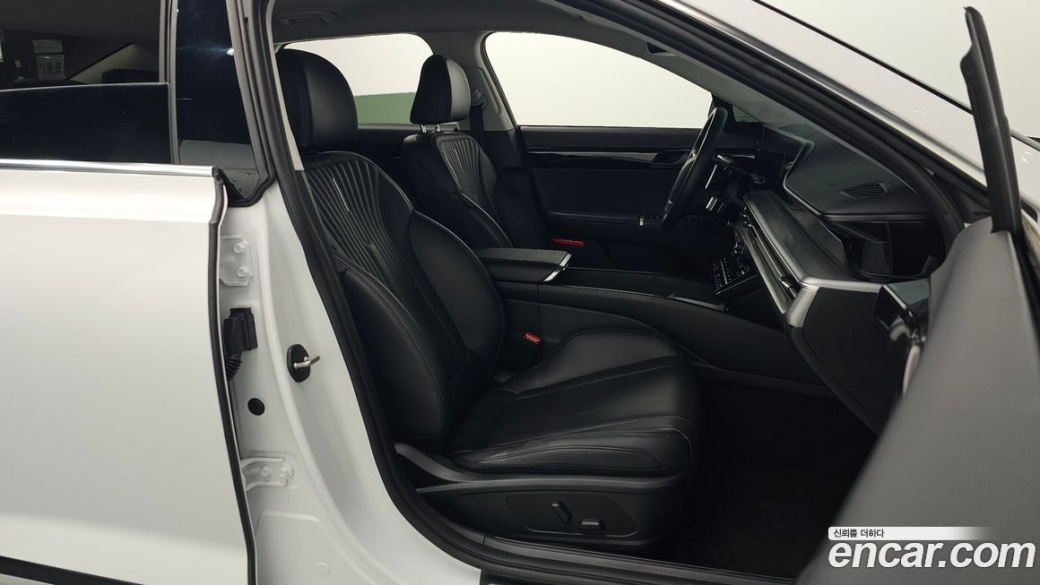 Hyundai Grandeur 2,5 Gasoline 2WD, 2023