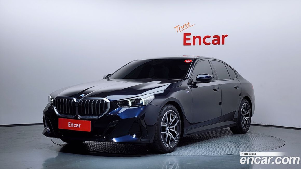 BMW 5-Series 520i M Sport, 2024