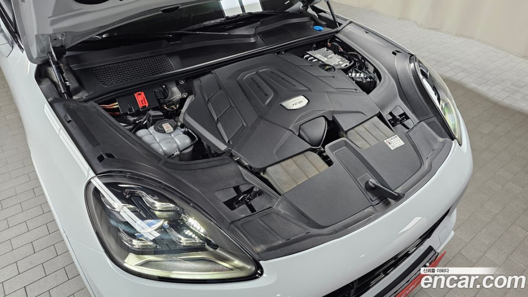 Porsche Cayenne 3.0 PLATINUM EDITION, 2023