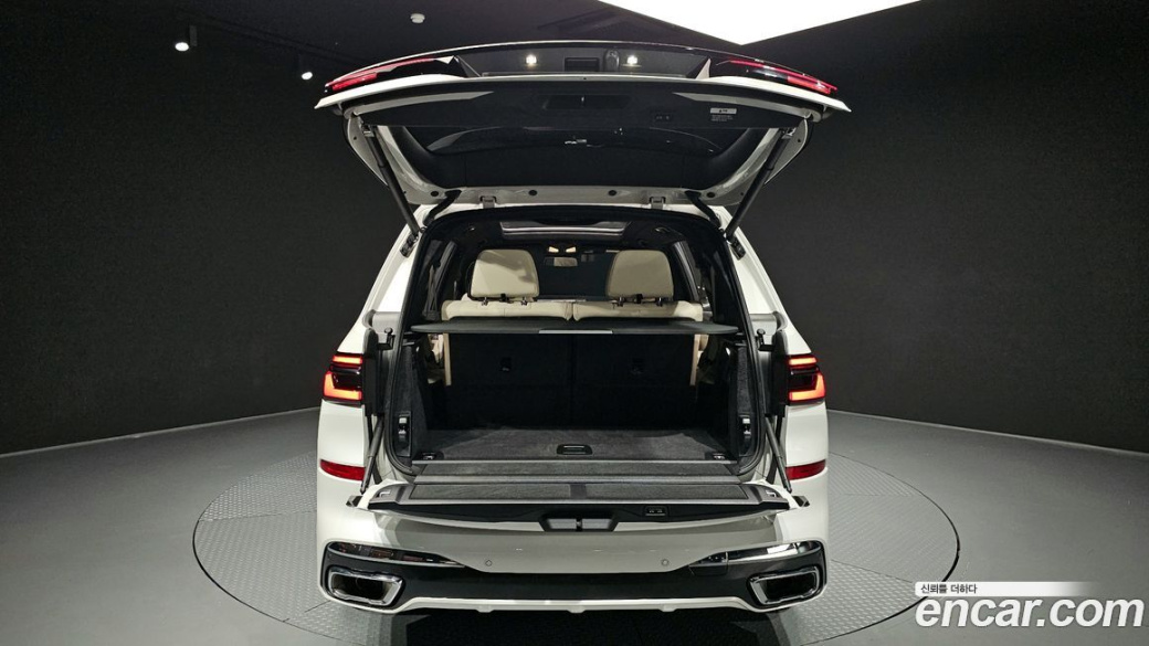BMW X7 xDrive 40d M Sport 6STR, 2026