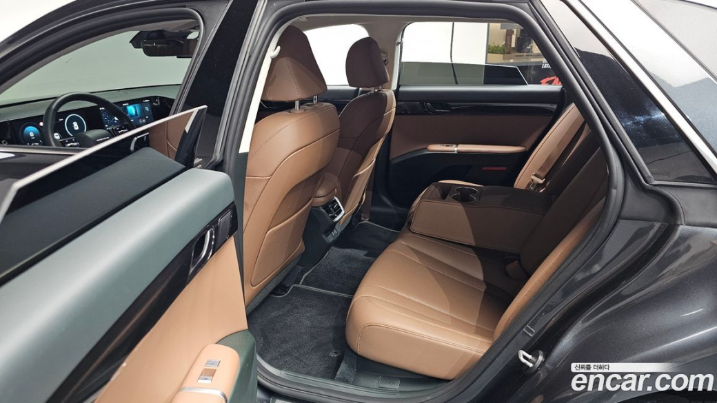 Hyundai Grandeur 2,5 Gasoline 2WD, 2023