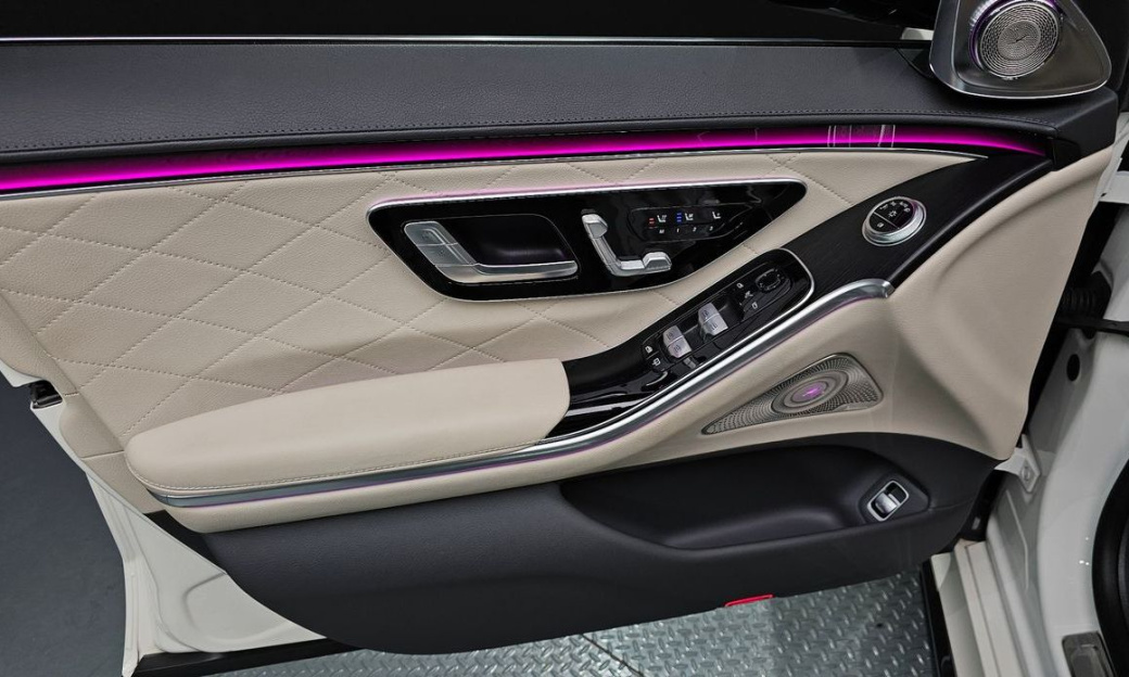 Mercedes-Benz S-Class S400 d 4MATIC, 2023