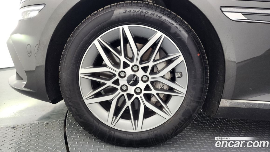 Genesis G80 Gasoline 2.5 Turbo 2WD, 2025