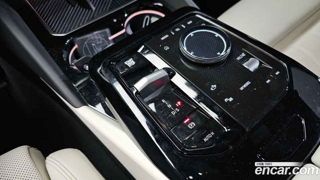 BMW 5-Series 520i M Sport, 2025