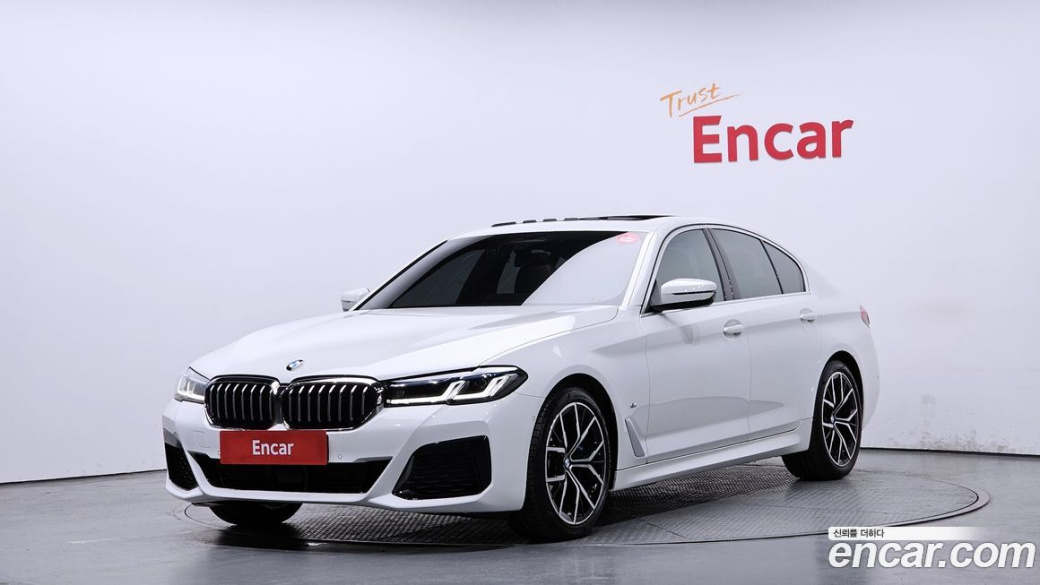 BMW 5-Series 530i M Sport Package, 2023