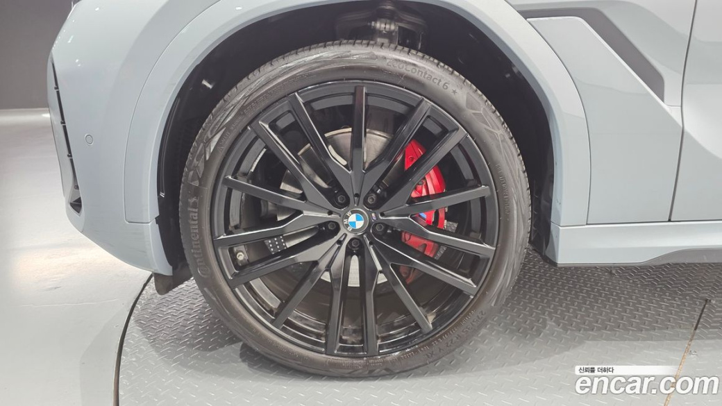 BMW X6 xDrive40d M Sport Pro, 2025
