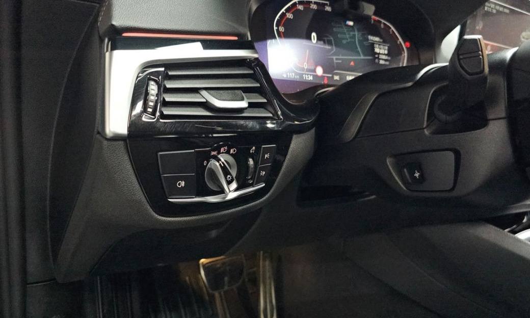 BMW Gran Turismo 630i xDrive M Sport, 2024