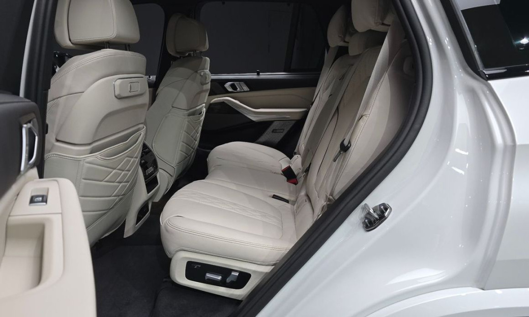 BMW X5 xDrive 40i M Sport, 2025
