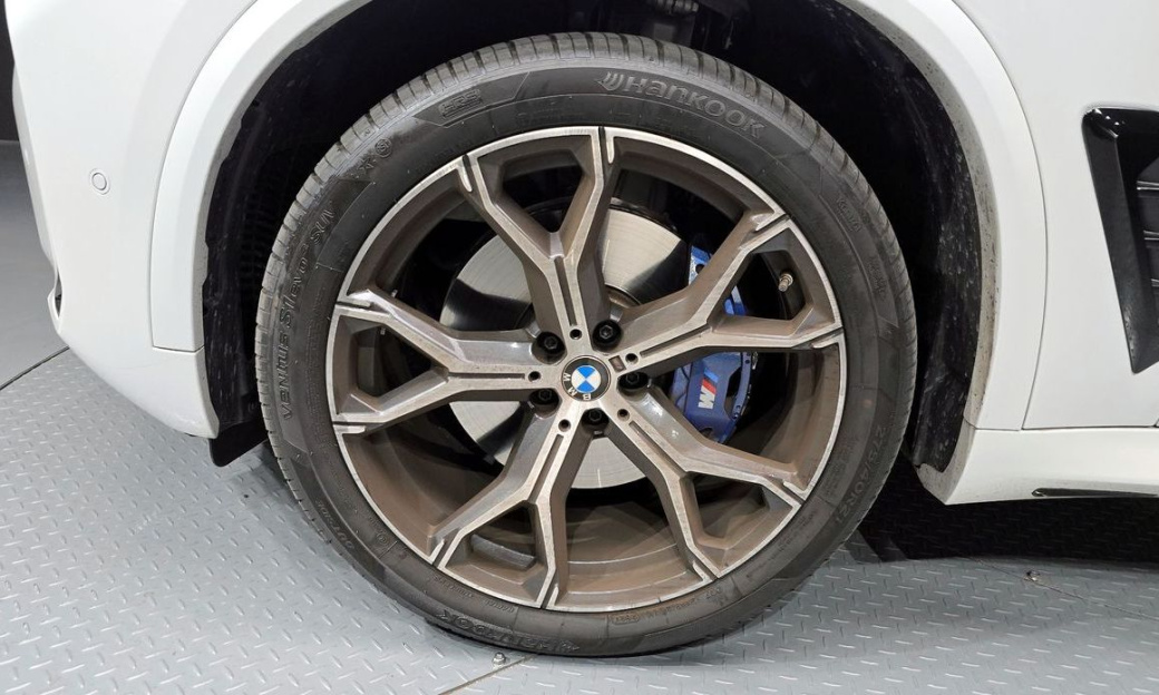 BMW X5 xDrive 40i M Sport, 2025