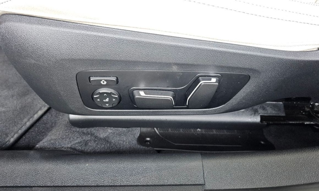 BMW 3-Series M340i Pro, 2026