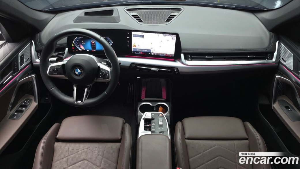 BMW X1 xDrive 20i M Sport, 2025