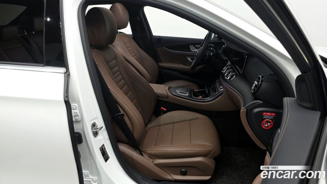 Mercedes-Benz E-Class E250 AMG Line, 2023