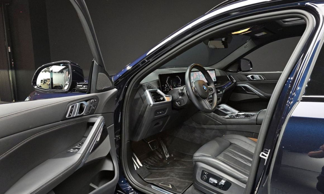 BMW X6 xDrive40i M Sport, 2024