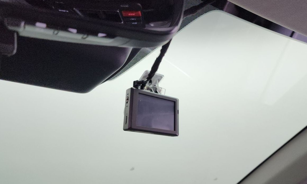 Kia Carnival 9-Seater Signature, 2025