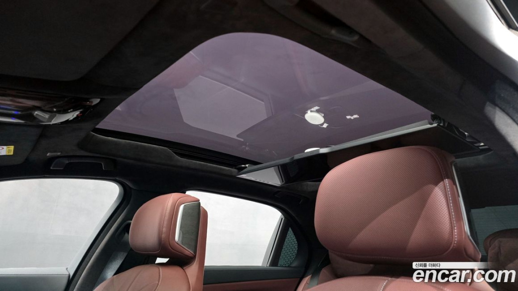 BMW 7-Series 740i sDrive M Sport, 2023