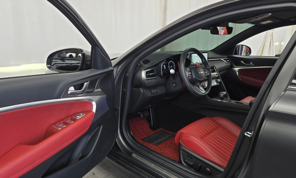 Genesis G70 Gasoline 2.5T 2WD, 2024